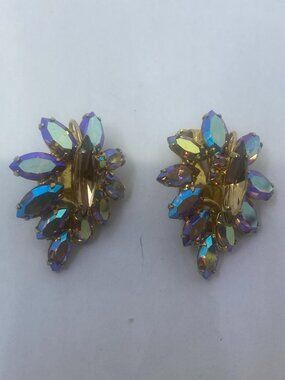 Vtg Continental rhinestone aurora borealis crystal clip earrings
